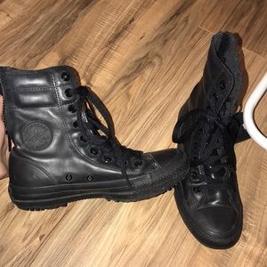 converse boots
